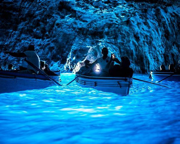 Boat excursions Capri-2