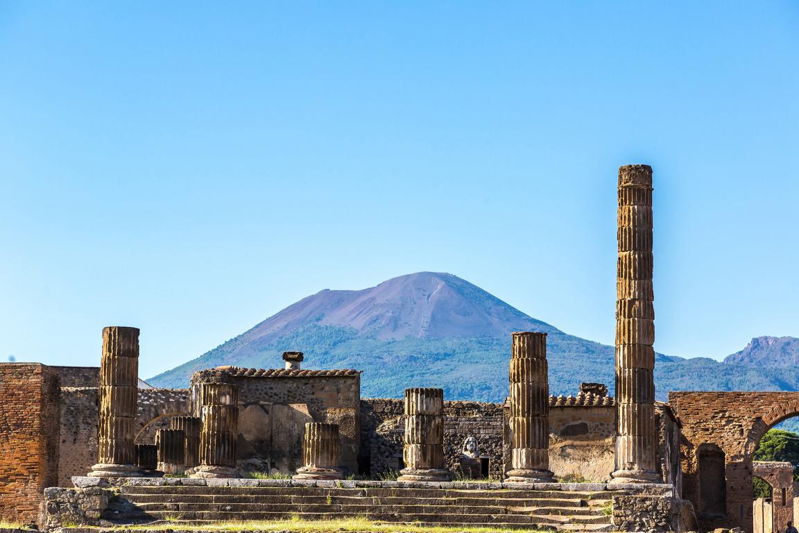 Visit Pompeii
